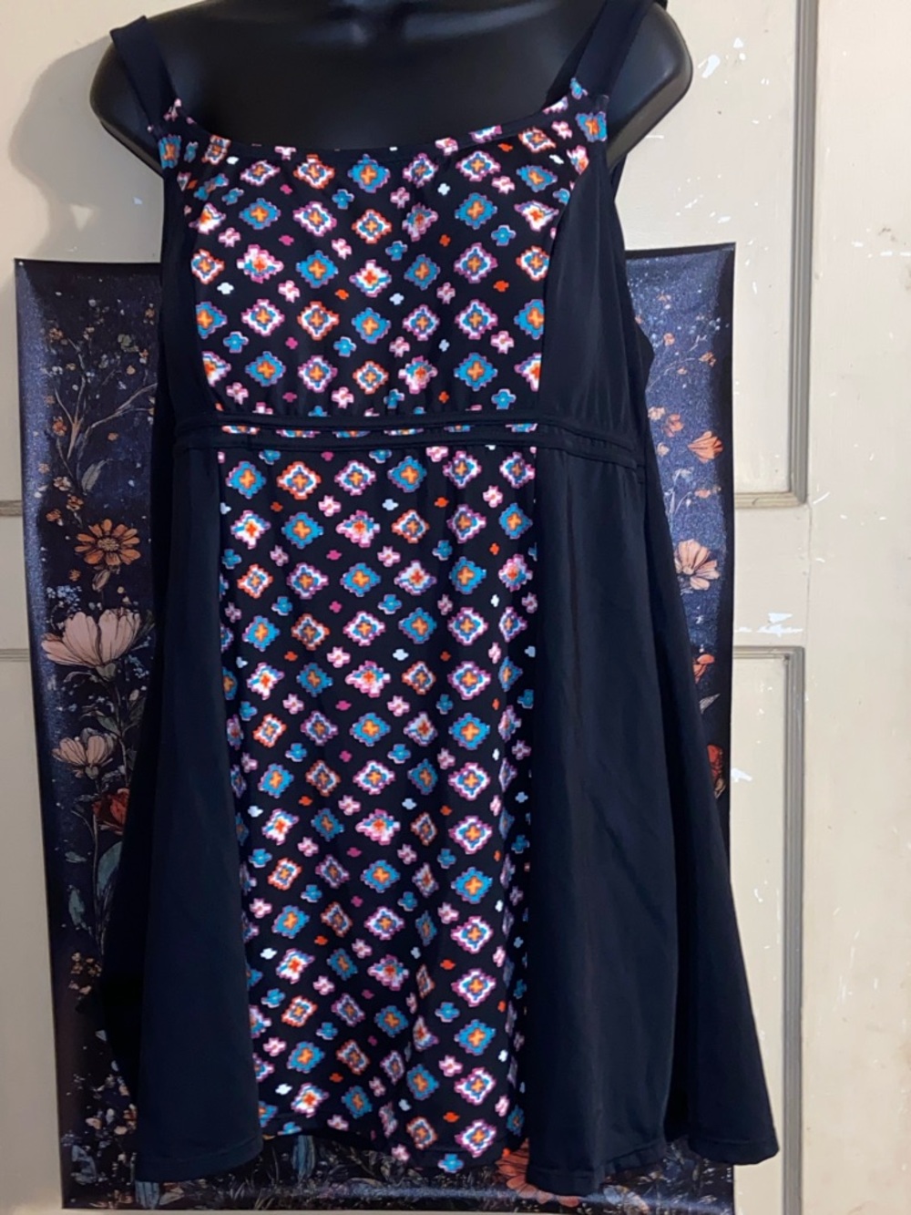 FIT 4 U SWIM DRESS NWOT Black Colorful Southwest Vibe One Piece